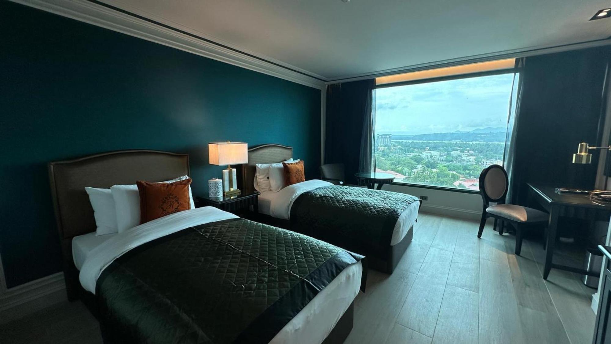 Grand Regal Hotel Davao City Buitenkant foto